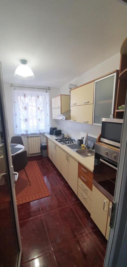 Apartament Chaplins 3 Camere Piatra Neamţ Exteriör bild